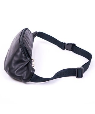 tsumori chisato CARRY ライトラム ボディバッグ　軽くてシンプル　しっとりとした手触りの羊革　サコッシュ　ウエストポーチ ブラック