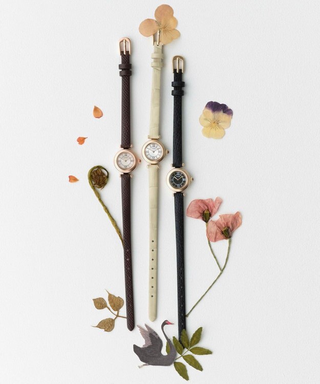 CITIZEN 【小さくて可愛い】18.4mmの小ぶりなラウンド形 電池交換のいらないエコ・ドライブ ホワイト