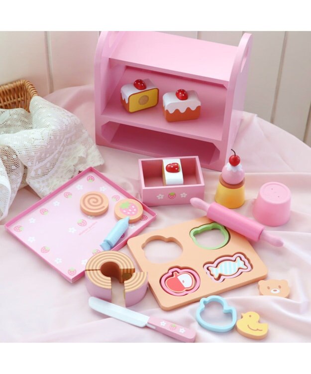 Mother garden マザーガーデン 木のおままごと  《いちごの焼き菓子セット》 ピンク（淡）