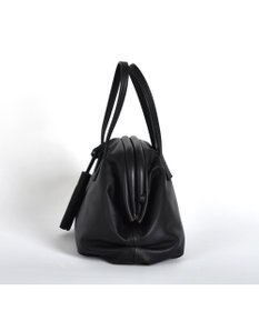 LA BAGAGERIE 【インスタグラマー・本郷智香子さんコラボ商品】フレームソフトレザーバッグ Sサイズ