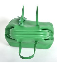 LA BAGAGERIE 【インスタグラマー・本郷智香子さんコラボ商品】フレームソフトレザーバッグ Sサイズ