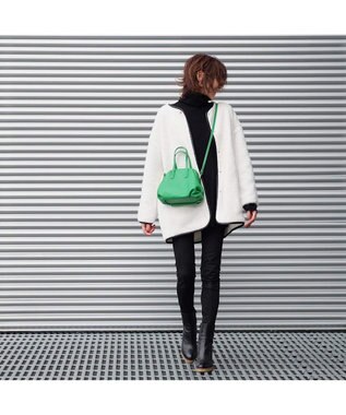 LA BAGAGERIE 【インスタグラマー・本郷智香子さんコラボ商品】フレームソフトレザーバッグ Sサイズ グリーン