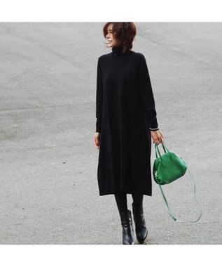 LA BAGAGERIE 【インスタグラマー・本郷智香子さんコラボ商品】フレームソフトレザーバッグ Sサイズ グリーン