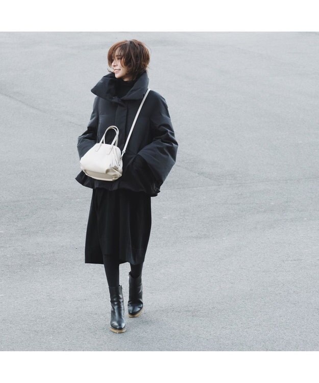 LA BAGAGERIE 【インスタグラマー・本郷智香子さんコラボ商品】フレームソフトレザーバッグ Sサイズ アイボリー