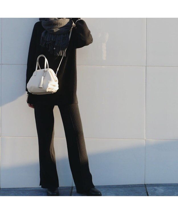 LA BAGAGERIE 【インスタグラマー・本郷智香子さんコラボ商品】フレームソフトレザーバッグ Sサイズ アイボリー