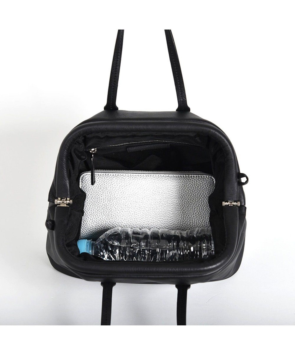 LA BAGAGERIE 【インスタグラマー・本郷智香子さんコラボ商品】フレームソフトレザーバッグ Mサイズ 