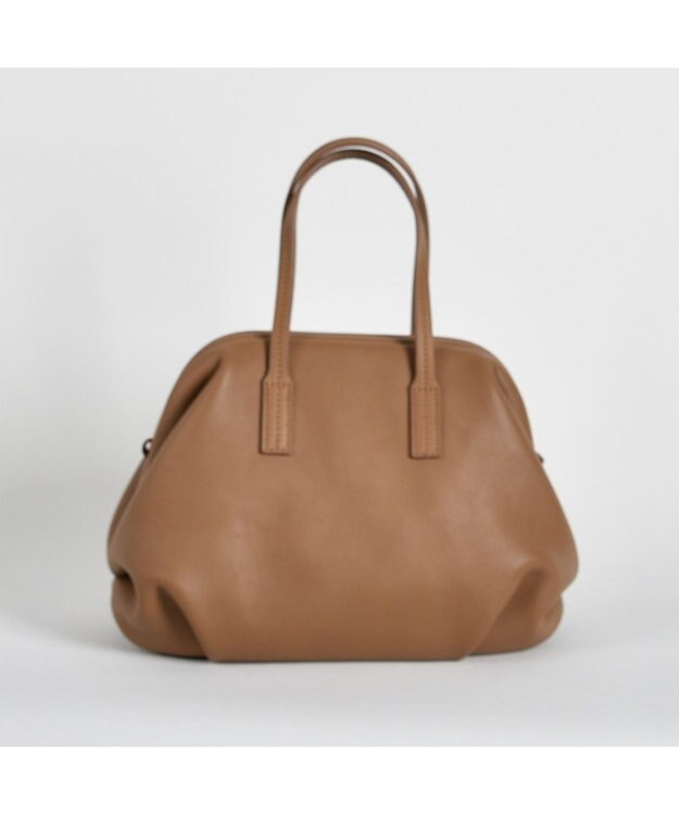 LA BAGAGERIE 【インスタグラマー・本郷智香子さんコラボ商品】フレームソフトレザーバッグ Mサイズ キャメル