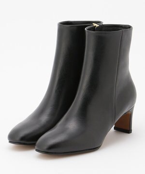 レザーショートブーツ