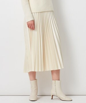 サテンプリーツレザーライク スカート