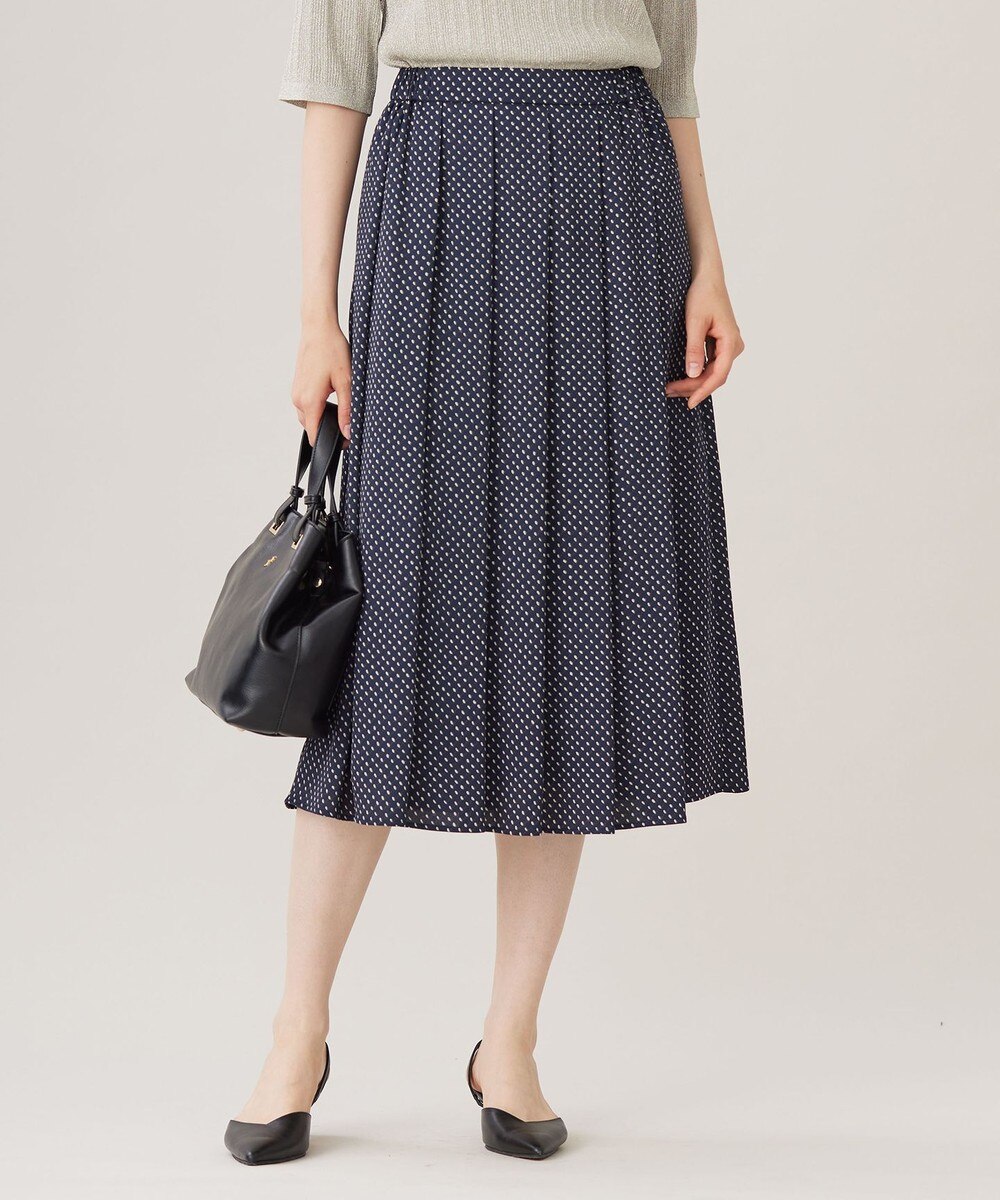 【オンワード】 自由区 S(小さいサイズ)>スカート 【セットアップ対応・洗える】サテンアムンゼン スカート ネイビー 32 レディース 【オンワード】 自由区 S(小さいサイズ)>スカート 【セットアップ対応・洗える】サテンアムンゼン スカート ネイビー 32 レディース