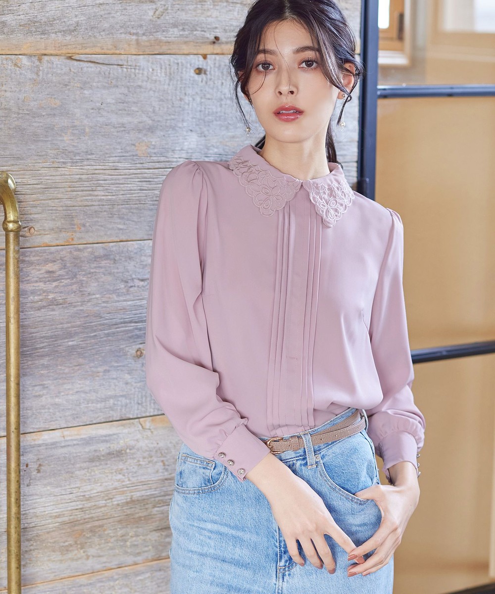 【洗える】襟刺繍ピンタックブラウス