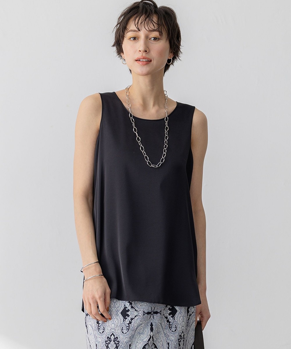 【オンワード】 23区>トップス 【Oggi5月号掲載】ミスティサテン タンクトップ グレー 40 レディース 【オンワード】 23区>トップス 【Oggi5月号掲載】ミスティサテン タンクトップ グレー 40 レディース