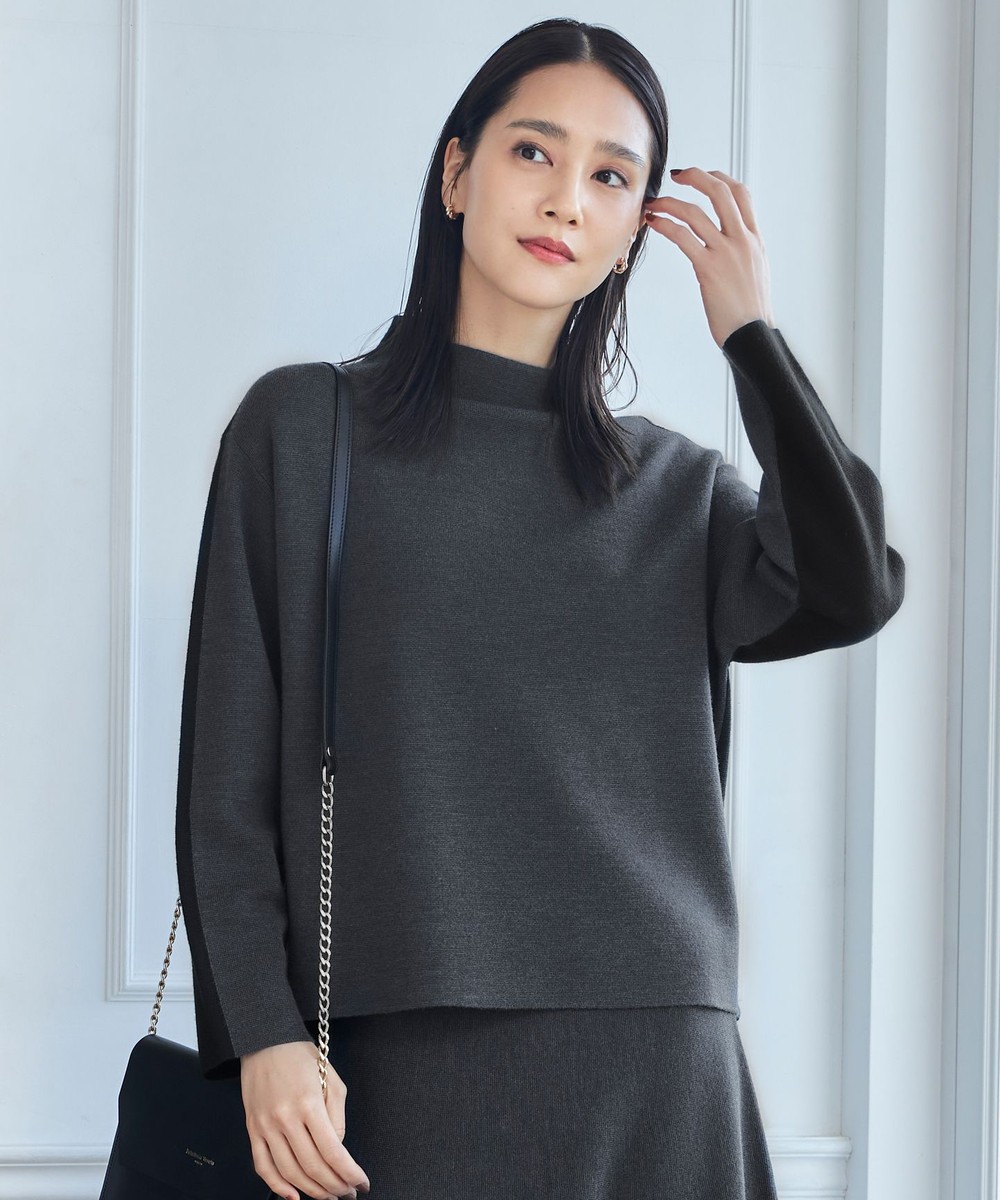 【オンワード】 自由区>トップス 【セットアップ対応・洗える】ウールミラノボトルネック ニット チャコール×ネイビー 38 レディース 【オンワード】 自由区>トップス 【セットアップ対応・洗える】ウールミラノボトルネック ニット チャコール×ネイビー 38 レディース