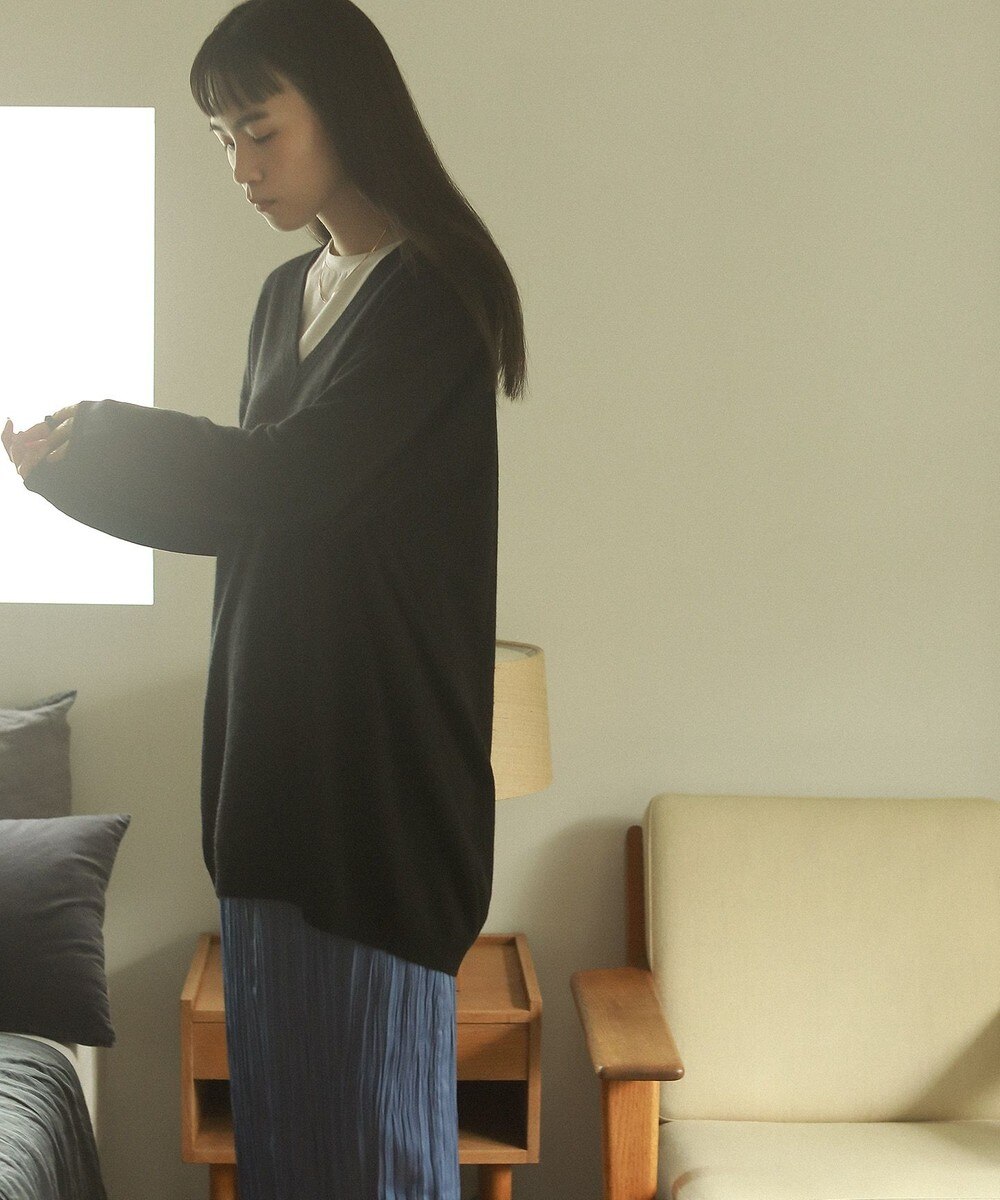 【オンワード】 ONWARD Design Diversity>トップス 【WOMENS・カシミヤ100%・洗える】リラックスフィット・ Vネックニット ブラック M レディース 【送料無料】