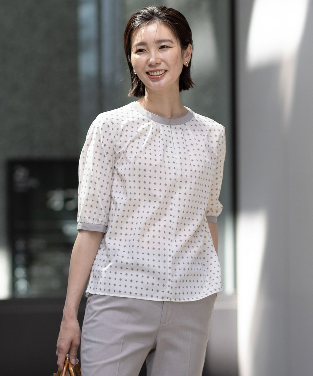 【オンワード】 J.PRESS LADIES>トップス 【洗える】ジオメトリックプリント ブラウス オフ 11 レディース 【オンワード】 J.PRESS LADIES>トップス 【洗える】ジオメトリックプリント ブラウス オフ 11 レディース