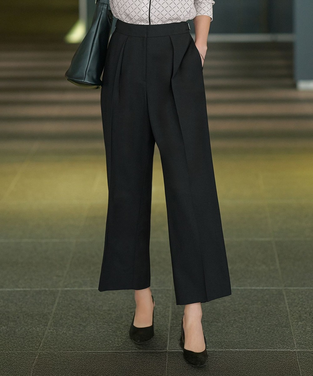 【オンワード】 ICB>パンツ 【UVカット・洗える】ウール2WAYストレッチ ワイドパンツ ブラック 4 レディース 【オンワード】 ICB>パンツ 【UVカット・洗える】ウール2WAYストレッチ ワイドパンツ ブラック 4 レディース