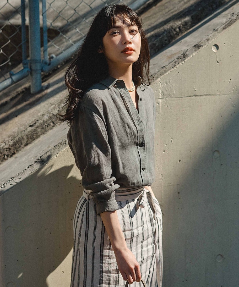 【オンワード】 23区 S(小さいサイズ)>トップス 【Oggi8月号掲載/洗える】LIBECO ベーシック シャツ カーキ 32 レディース 【オンワード】 23区 S(小さいサイズ)>トップス 【Oggi8月号掲載/洗える】LIBECO ベーシック シャツ カーキ 32 レディース