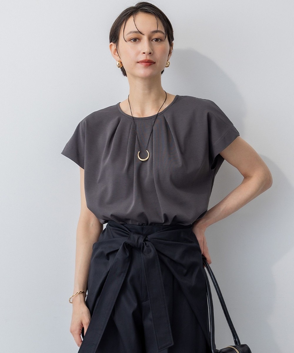 【オンワード】 23区>トップス 【接触冷感/洗える】ツイストコットンプレーティング タックデザイン カットソー グレー 38 レディース 【オンワード】 23区>トップス 【接触冷感/洗える】ツイストコットンプレーティング タックデザイン カットソー グレー 38 レディース