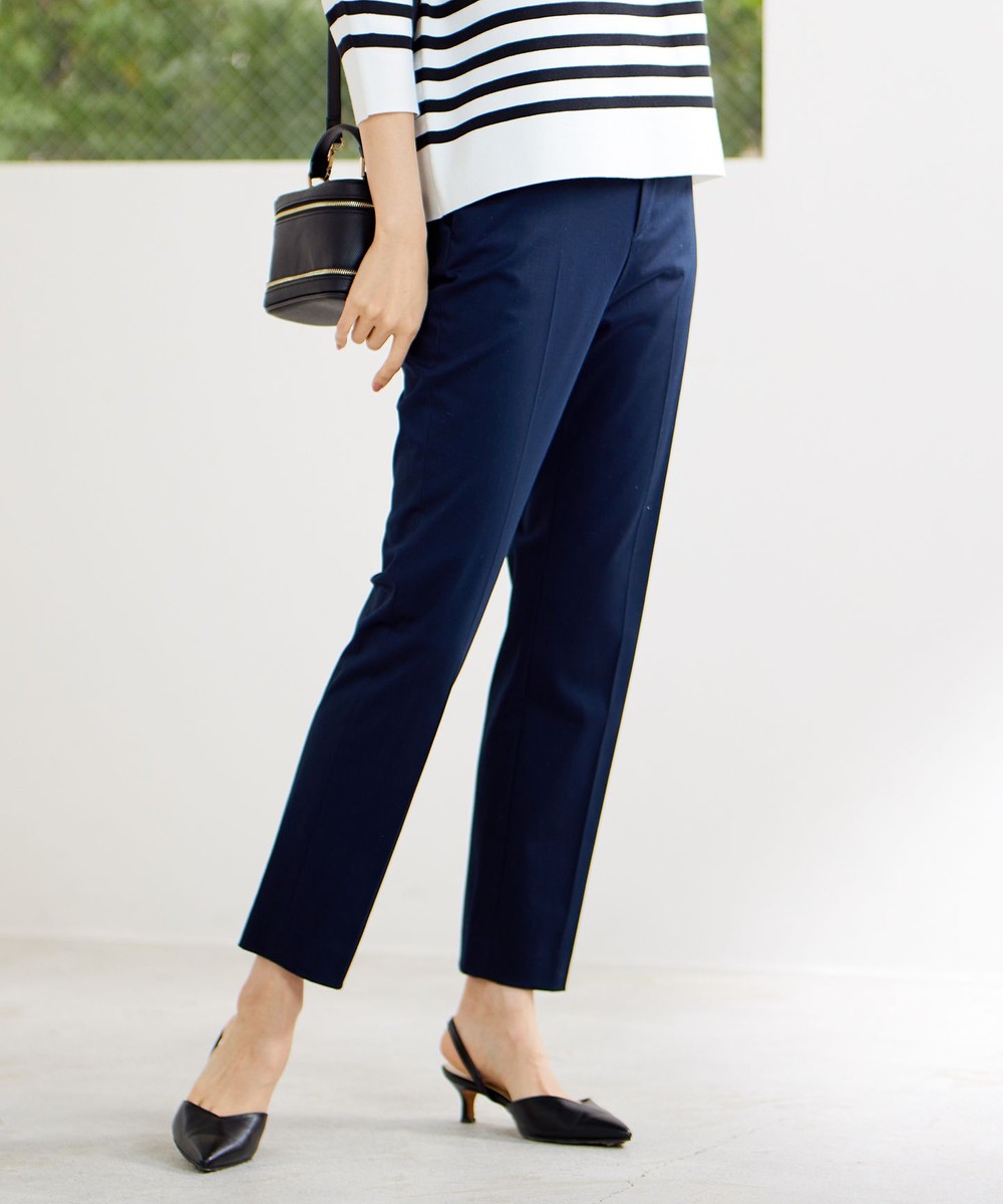 【オンワード】 自由区>パンツ 【接触冷感・洗える】コットンサテンストレッチテーパード パンツ ネイビー 38 レディース 【オンワード】 自由区>パンツ 【接触冷感・洗える】コットンサテンストレッチテーパード パンツ ネイビー 38 レディース