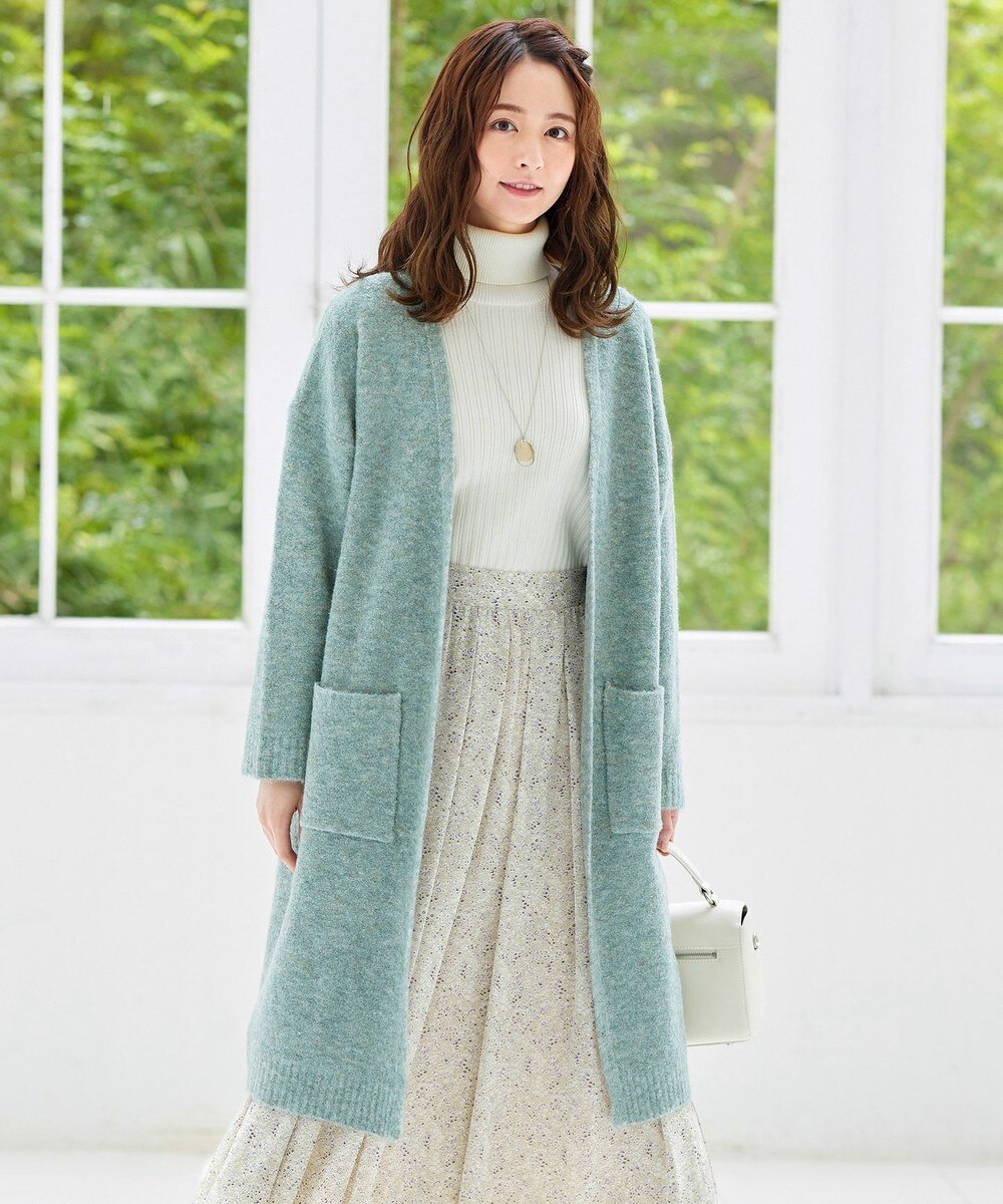 表情豊かなメランジブークレカーディガン