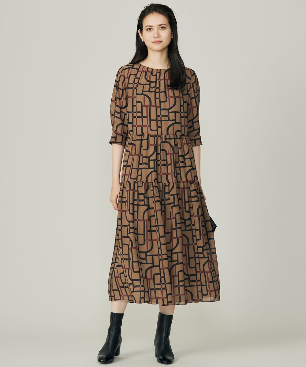 【オンワード】 自由区>ワンピース 【洗える】ジオメトリックレトロプリント ワンピース ベージュベース 38 レディース 【オンワード】 自由区>ワンピース 【洗える】ジオメトリックレトロプリント ワンピース ベージュベース 38 レディース