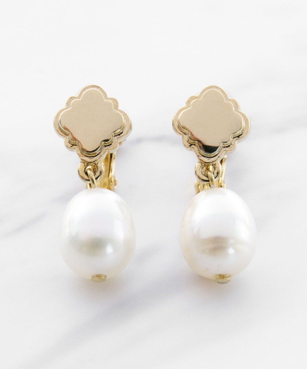 【オンワード】 TOCCA>アクセサリー CLOVER & PEARL EARRINGS 淡水バロックパールイヤリング ゴールド F レディース 【オンワード】 TOCCA>アクセサリー CLOVER & PEARL EARRINGS 淡水バロックパールイヤリング ゴールド F レディース