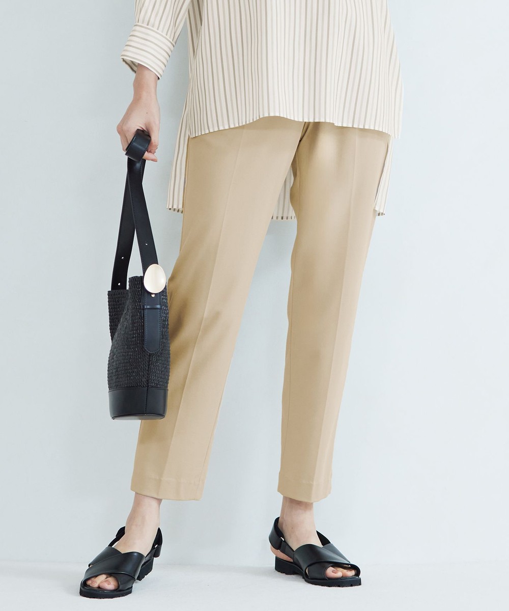 【オンワード】 自由区>パンツ 【洗える】ライトフィールジャージータックテーパード パンツ ベージュ 38 レディース 【オンワード】 自由区>パンツ 【洗える】ライトフィールジャージータックテーパード パンツ ベージュ 38 レディース