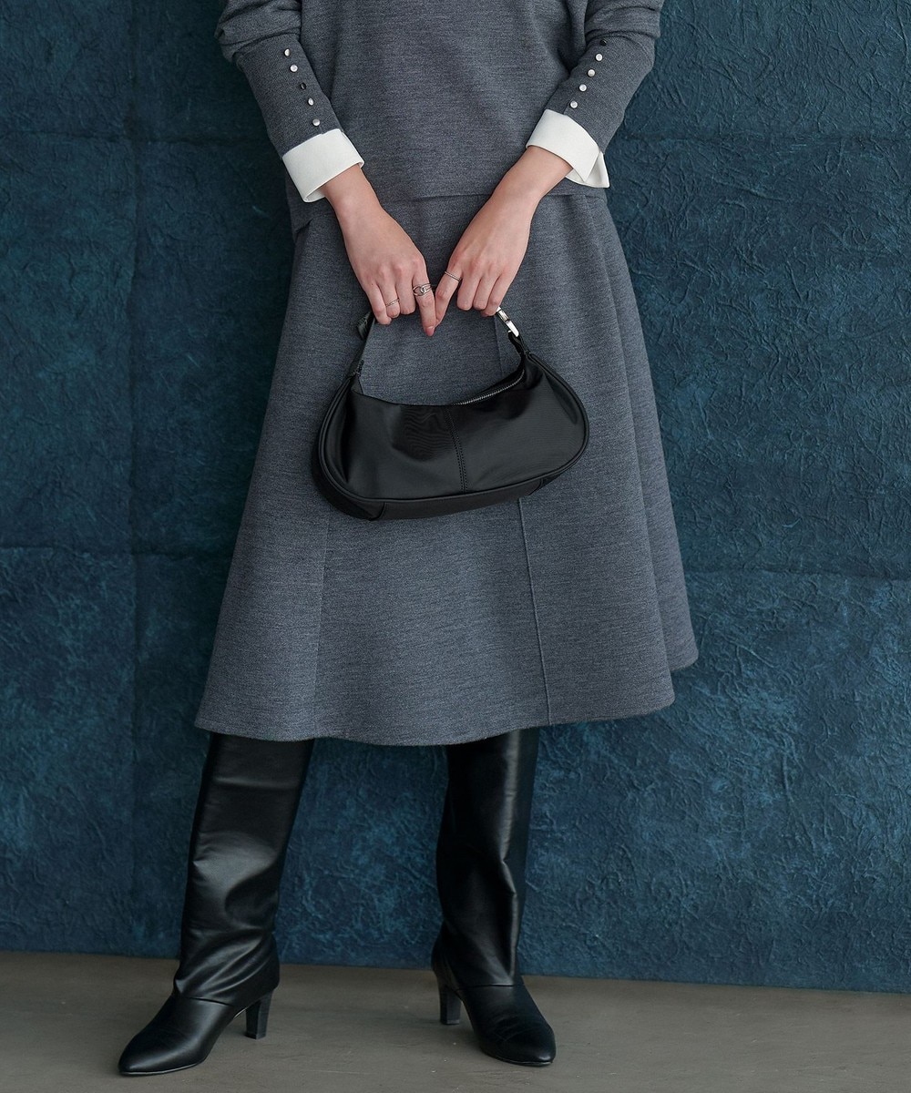 【オンワード】 ICB>スカート 【洗える】 シルキーウールダブルフェイス ニットフレアスカート ミディアムグレー XS レディース 【オンワード】 ICB>スカート 【洗える】 シルキーウールダブルフェイス ニットフレアスカート ミディアムグレー XS レディース