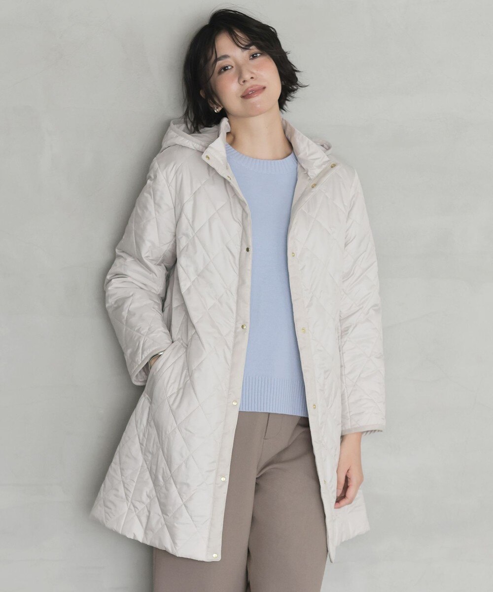 【オンワード】 J.PRESS LADIES>ジャケット/アウター 【WEB限定カラーあり・2way】コンパクトタフタキルティング フーデッド コート アイボリー 9 レディース