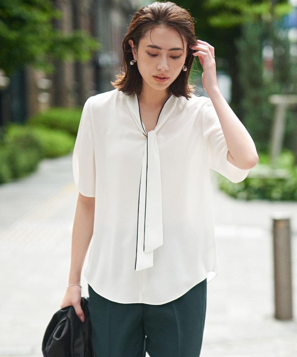 【オンワード】 ICB>トップス 【人気のため新色追加・接触冷感・UVケア・洗える】BackSatinAmunzen 5分袖配色ボウタイブラウス オフホワイト S レディース 【オンワード】 ICB>トップス 【人気のため新色追加・接触冷感・UVケア・洗える】BackSatinAmunzen 5分袖配色ボウタイブラウス オフホワイト S レディース