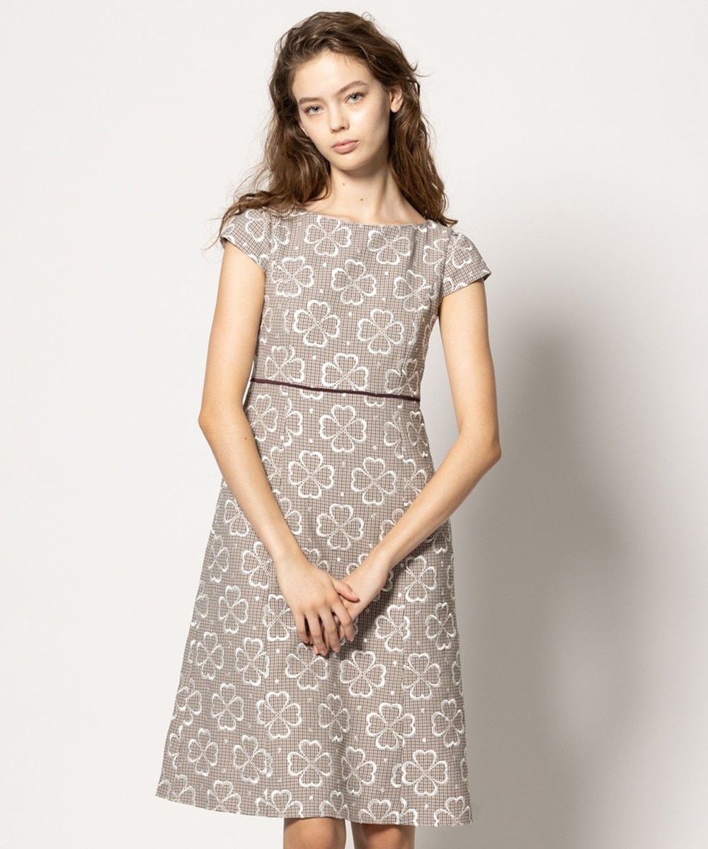 【オンワード】 TOCCA>ワンピース 【一部店舗限定カラーあり・洗える】RAVISHING CLOVERS ドレス アイボリー 2 レディース 【オンワード】 TOCCA>ワンピース 【一部店舗限定カラーあり・洗える】RAVISHING CLOVERS ドレス アイボリー 2 レディース