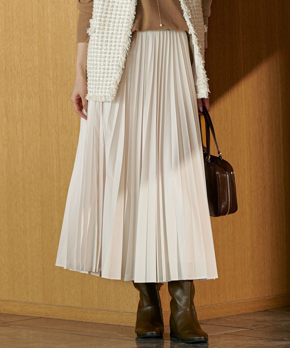 【オンワード】 23区 L（大きいサイズ）>スカート 【見上愛さん着用/CanCam11月号掲載】パウダリータイプライター プリーツ スカート アイボリー 50 レディース