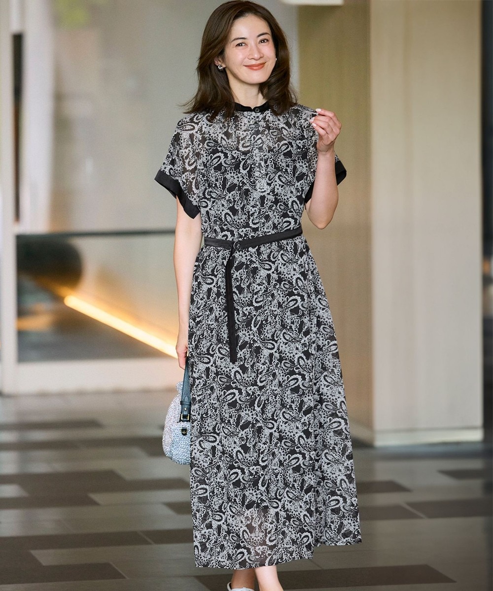 【オンワード】 23区 L(大きいサイズ)>ワンピース 【一部店舗限定/速乾性/洗える】モノトーンプリント ワンピース ペイズリーモチーフ 46 レディース 【オンワード】 23区 L(大きいサイズ)>ワンピース 【一部店舗限定/速乾性/洗える】モノトーンプリント ワンピース ペイズリーモチーフ 46 レディース