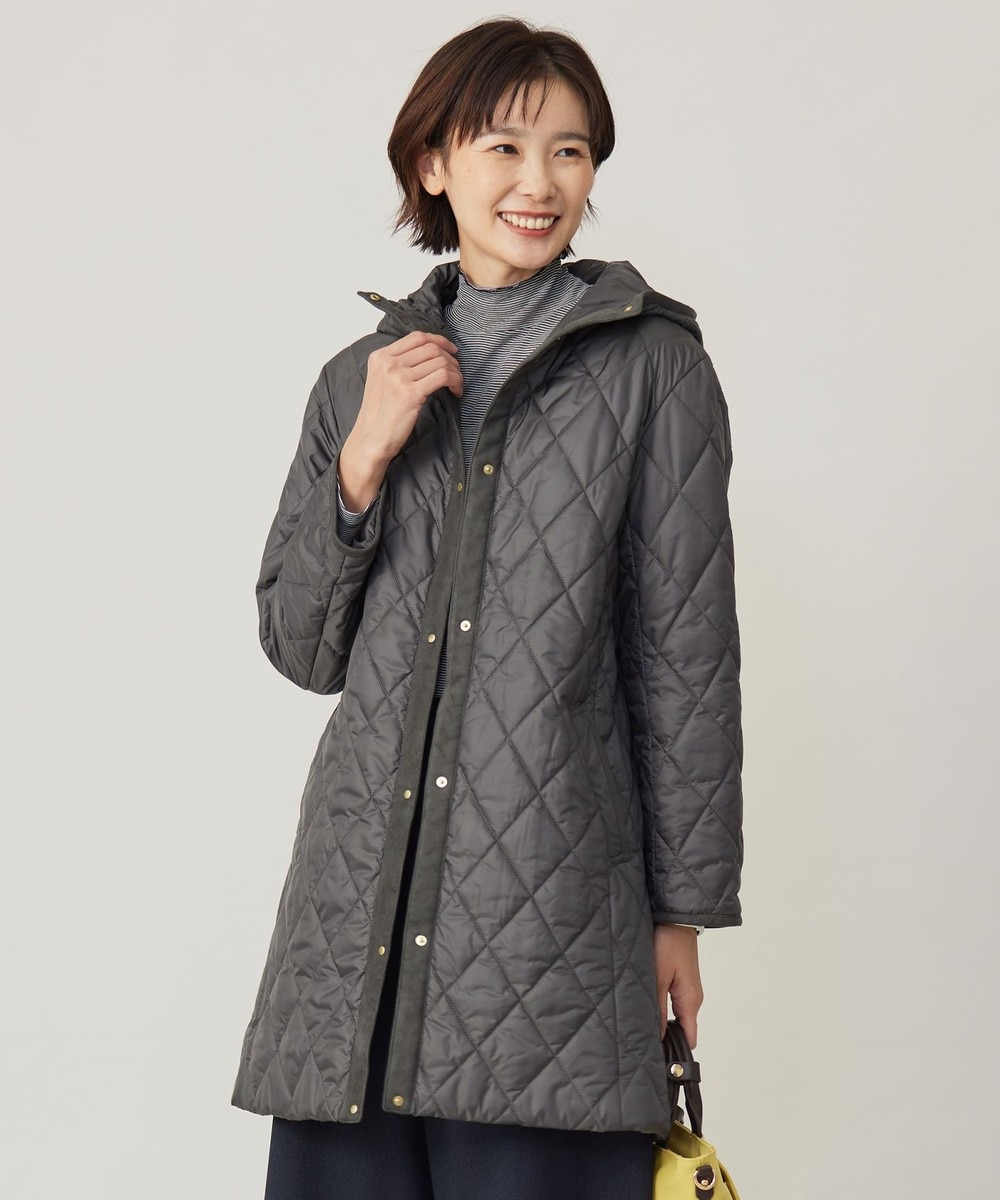 【オンワード】 J.PRESS LADIES>ジャケット/アウター 【WEB限定カラーあり・洗える】コンパクトタフタキルティング フーデッド コート スレート 9 レディース