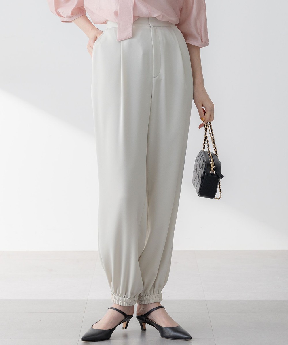 【オンワード】 23区>パンツ 【防シワ性/吸水速乾】ジョーゼットサテン ジョグパンツ ベージュ 40 レディース 【オンワード】 23区>パンツ 【防シワ性/吸水速乾】ジョーゼットサテン ジョグパンツ ベージュ 40 レディース