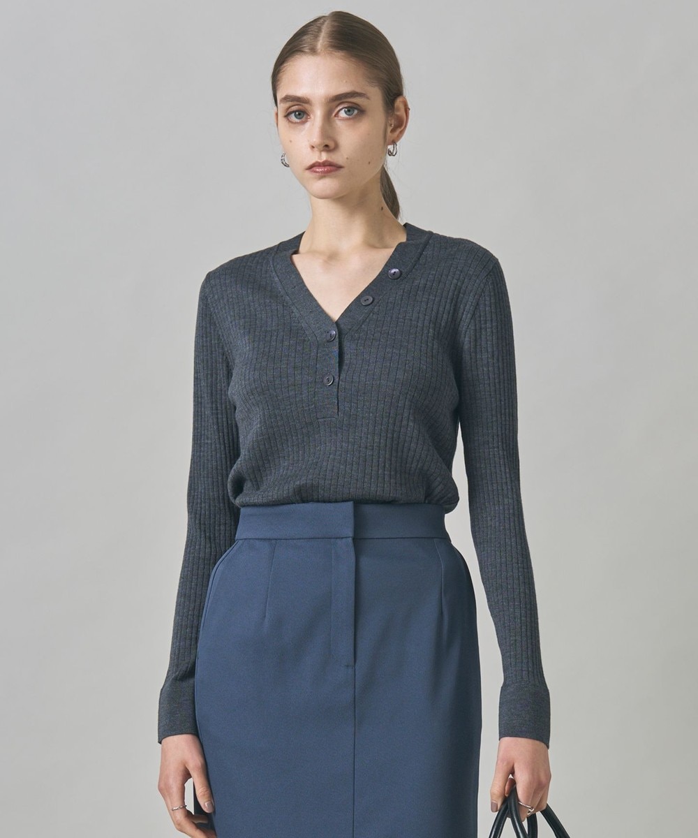 【オンワード】 ICB L(大きいサイズ)>トップス 【洗える】エクストラファインメリノリブ ヘンリーネック プルオーバー ミディアムグレー L レディース 【オンワード】 ICB L(大きいサイズ)>トップス 【洗える】エクストラファインメリノリブ ヘンリーネック プルオーバー ミディアムグレー L レディース