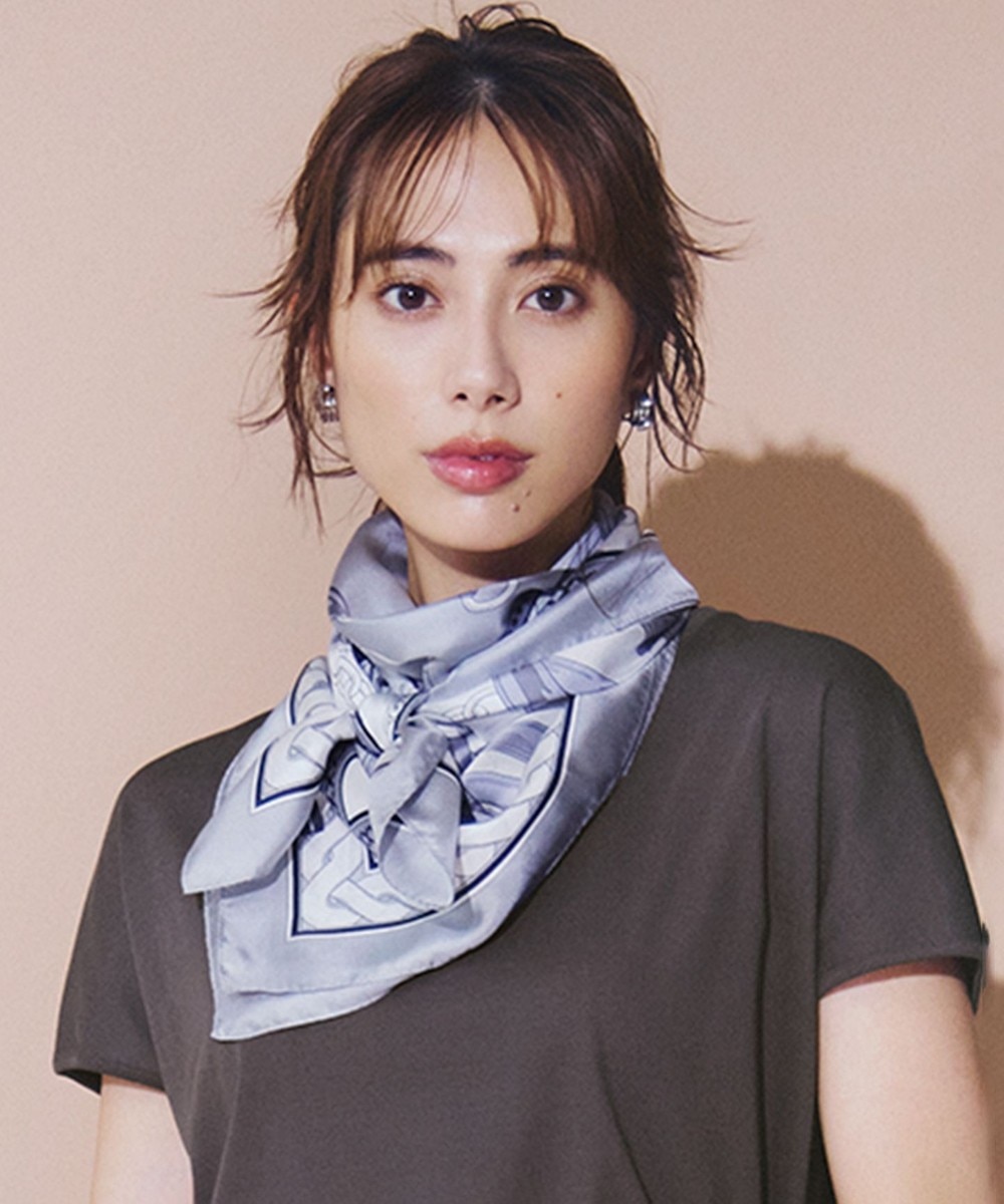 【オンワード】 23区>ファッション雑貨 ベルト柄 スカーフ グレー F レディース 【オンワード】 23区>ファッション雑貨 ベルト柄 スカーフ グレー F レディース