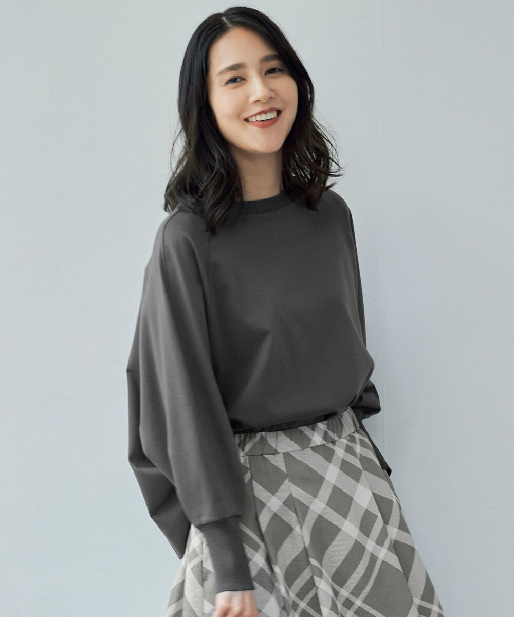 【オンワード】 自由区 S(小さいサイズ)>トップス 【セットアップ対応・洗える】エアーポンチ カットソー チャコール 32 レディース 【オンワード】 自由区 S(小さいサイズ)>トップス 【セットアップ対応・洗える】エアーポンチ カットソー チャコール 32 レディース