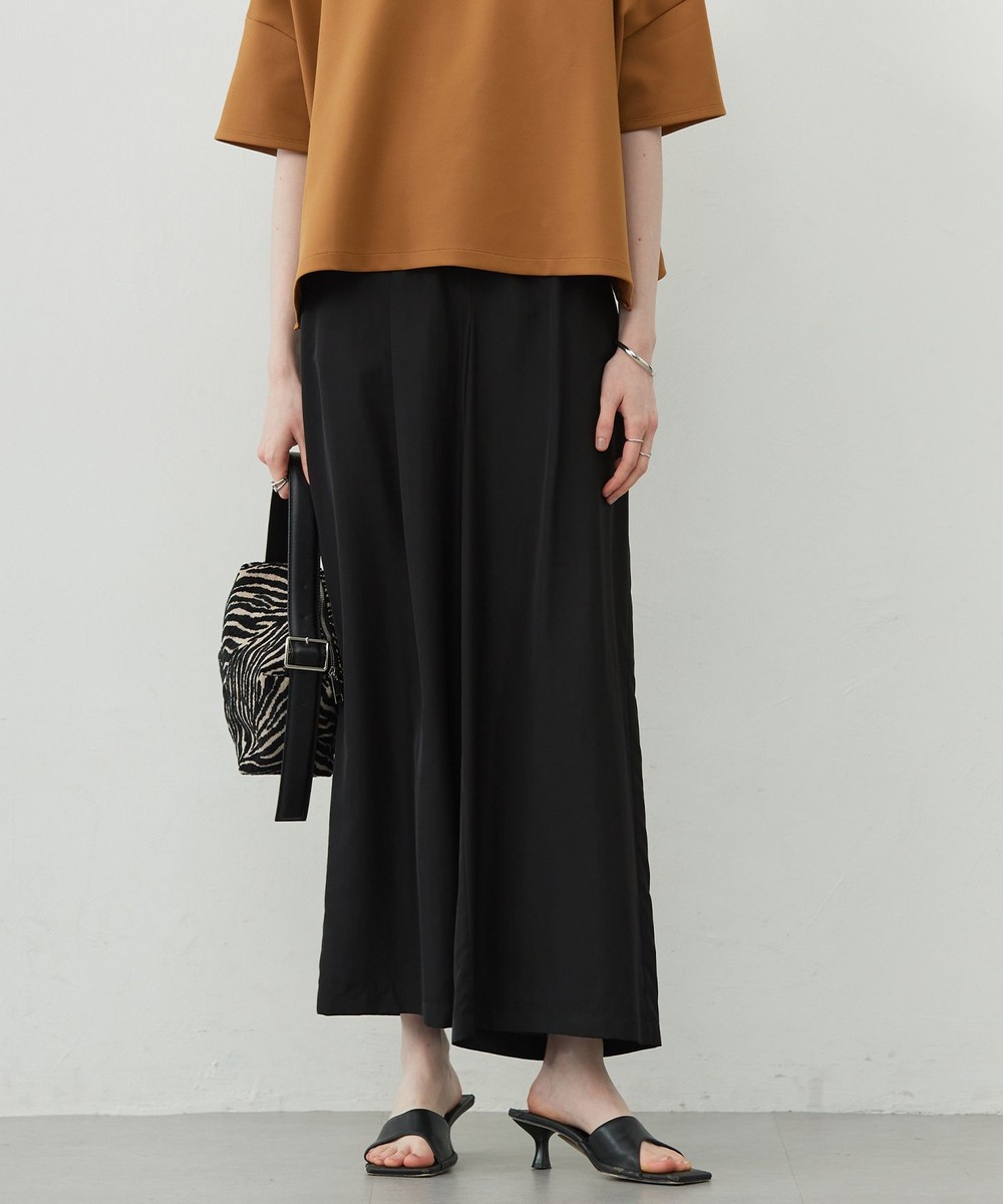 【オンワード】 ICB>パンツ 【接触冷感・UVケア・速乾・洗える】シルクエステルタフタ ワイドパンツ ブラック 2 レディース 【オンワード】 ICB>パンツ 【接触冷感・UVケア・速乾・洗える】シルクエステルタフタ ワイドパンツ ブラック 2 レディース