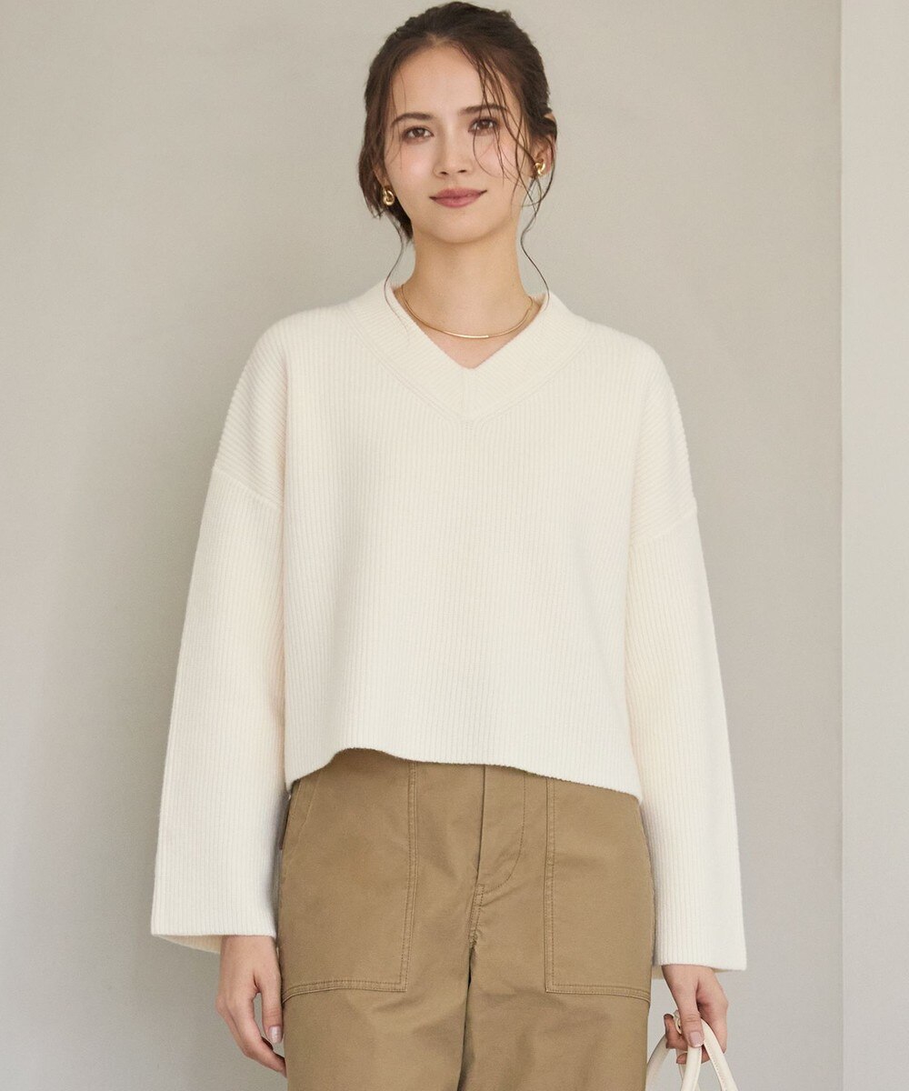 【オンワード】 23区 S（小さいサイズ）>トップス 【SLOW/一部店舗限定】ソフトウール Vネック ニット ホワイト 32 レディース