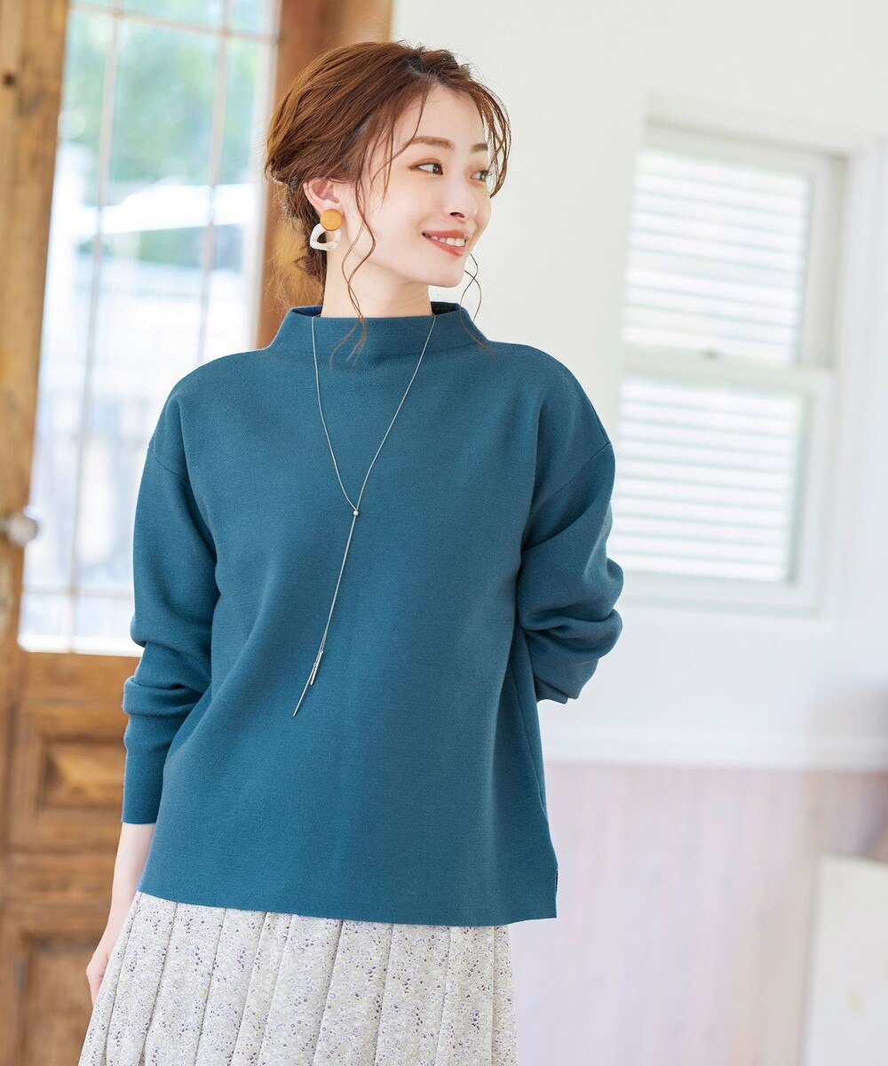 【洗える】もっちり素材のボトルネックニット