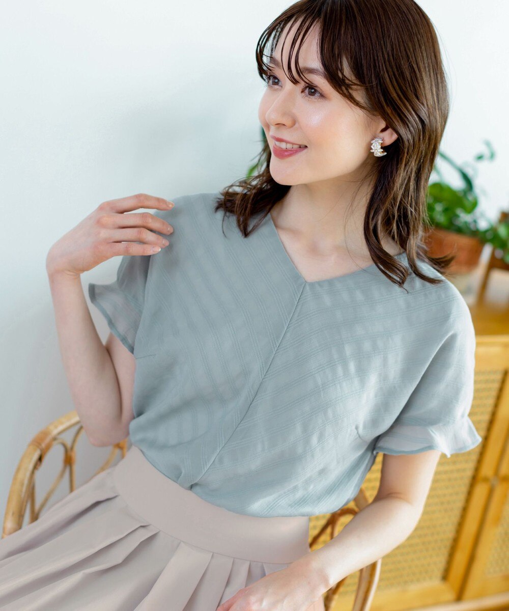 【洗える】大人上品な雰囲気を印象付けるシフォンジャガードブラウス