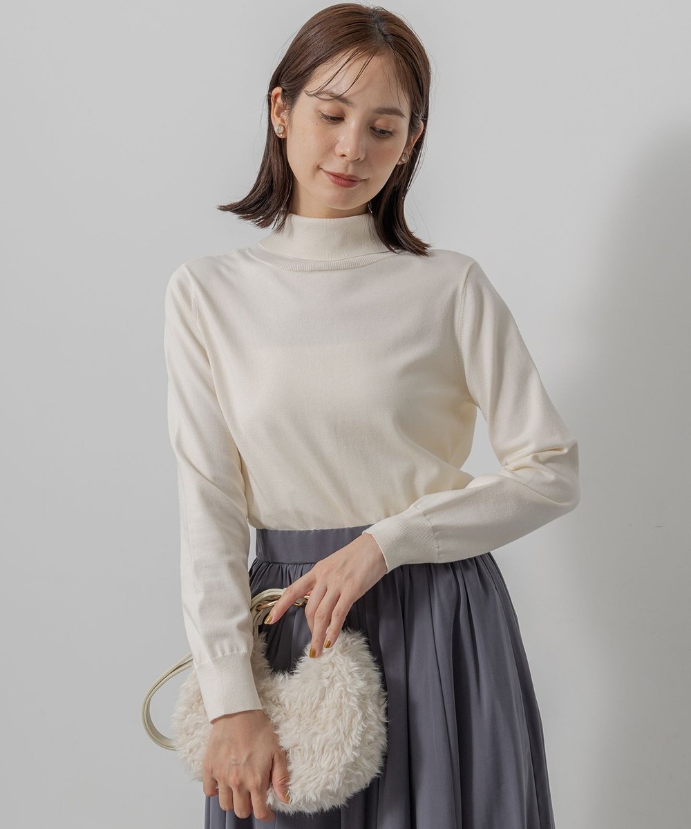 【オンワード】 組曲 S(小さいサイズ)>トップス 【前後着用可 / 加藤ローサさん着用】スムースストレッチタートル ニット アイボリー S2 レディース 【オンワード】 組曲 S(小さいサイズ)>トップス 【前後着用可 / 加藤ローサさん着用】スムースストレッチタートル ニット アイボリー S2 レディース