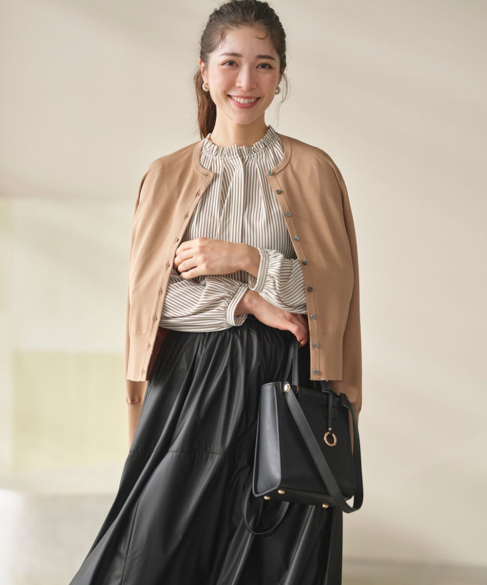 【オンワード】 組曲 L(大きいサイズ)>トップス 【6色展開・UVケア】クルーネックモダンカーディガン キャメルベージュ 6 レディース 【オンワード】 組曲 L(大きいサイズ)>トップス 【6色展開・UVケア】クルーネックモダンカーディガン キャメルベージュ 6 レディース