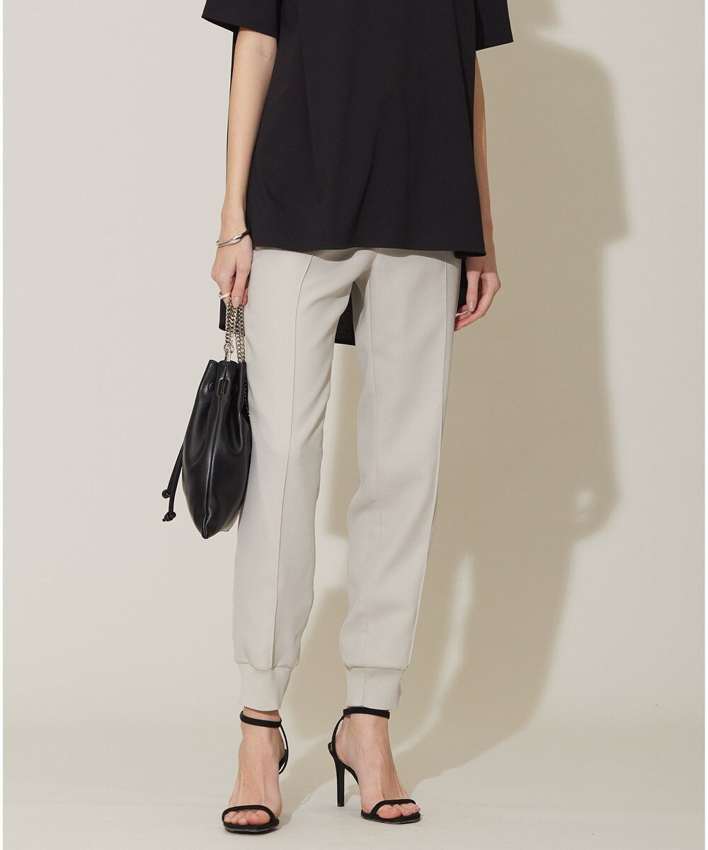 【オンワード】 ICB>パンツ 【接触冷感・UVケア・速乾・洗える】FluidBackSatin ジョグパンツ トープ 6 レディース 【オンワード】 ICB>パンツ 【接触冷感・UVケア・速乾・洗える】FluidBackSatin ジョグパンツ トープ 6 レディース