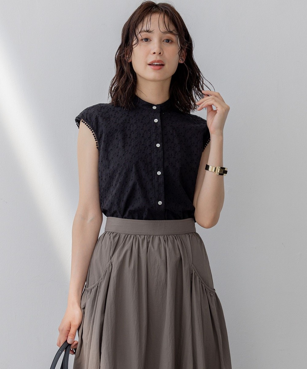 【オンワード】 組曲 L(大きいサイズ)>トップス エンブロイダリーレースノースリーブ ブラウス ブラック 6 レディース 【オンワード】 組曲 L(大きいサイズ)>トップス エンブロイダリーレースノースリーブ ブラウス ブラック 6 レディース