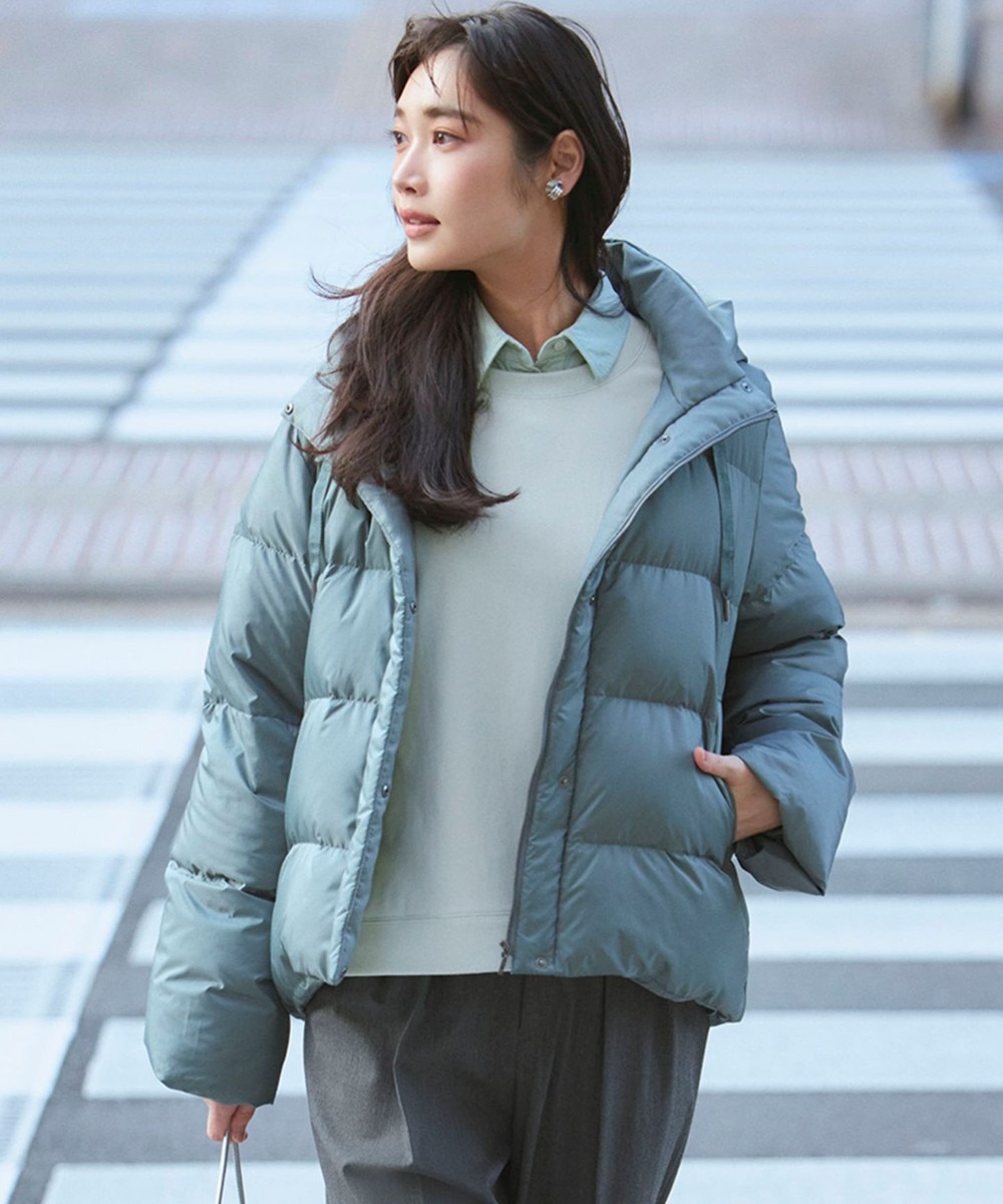 【オンワード】 23区 S(小さいサイズ)>ジャケット/アウター 【洗える/撥水加工】シレータフタ コンパクト ダウンコート モスグリーン 34 レディース 【オンワード】 23区 S(小さいサイズ)>ジャケット/アウター 【洗える/撥水加工】シレータフタ コンパクト ダウンコート モスグリーン 34 レディース