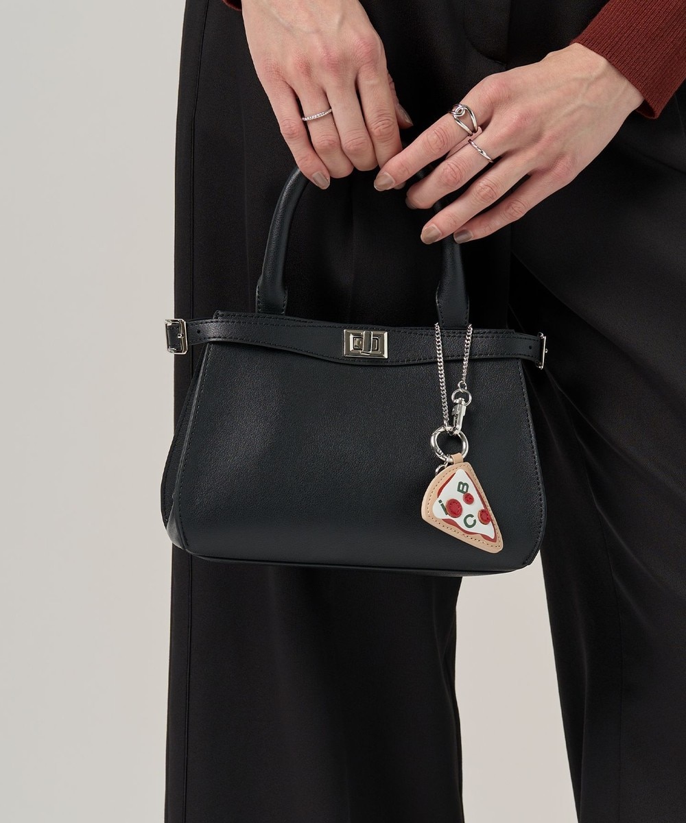 【オンワード】 ICB>アクセサリー MILAN ピザモチーフチャーム ベージュ F レディース 【オンワード】 ICB>アクセサリー MILAN ピザモチーフチャーム ベージュ F レディース