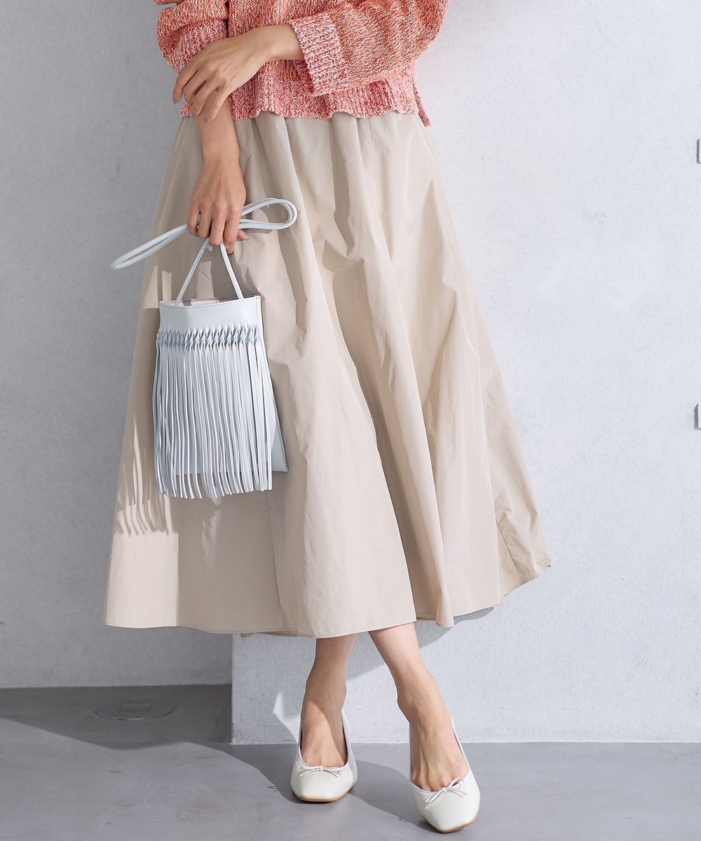 【オンワード】 23区 S(小さいサイズ)>スカート 【洗える】ルミエールタフタ フレアスカート ベージュ 30 レディース 【オンワード】 23区 S(小さいサイズ)>スカート 【洗える】ルミエールタフタ フレアスカート ベージュ 30 レディース