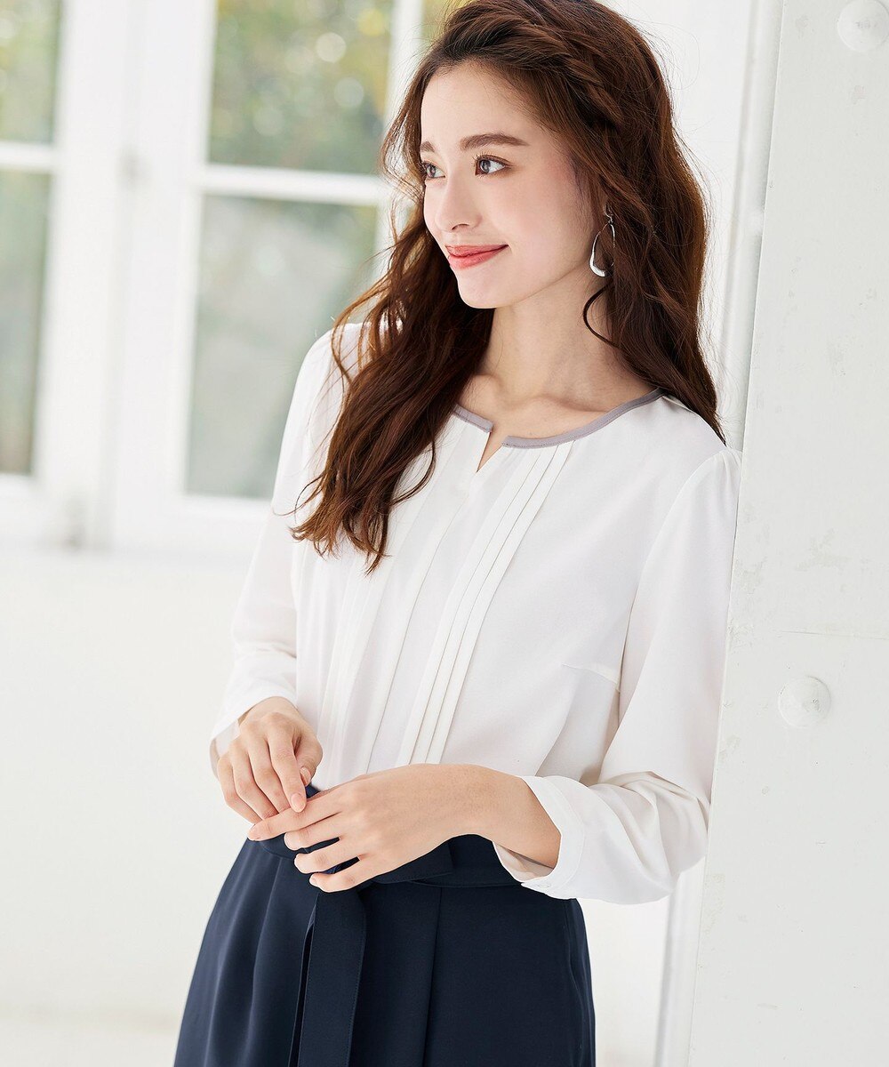 【洗える】大人上品な配色ピンタックブラウス